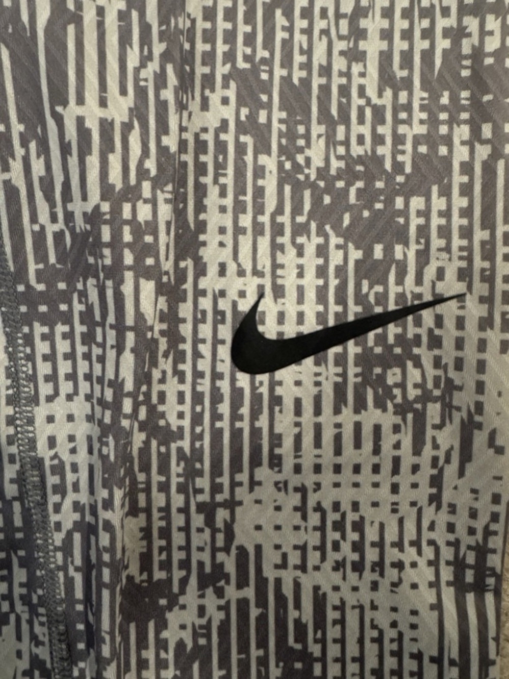 Nike Pro base layer - Picture 2 of 5